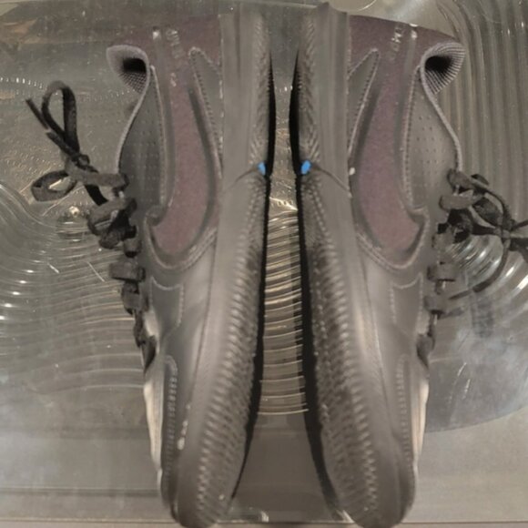 Nike Tempo Sneakers - Picture 7 of 8